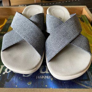 Clarks Cloud Stepper Cross Strap Sandals Denim Blue